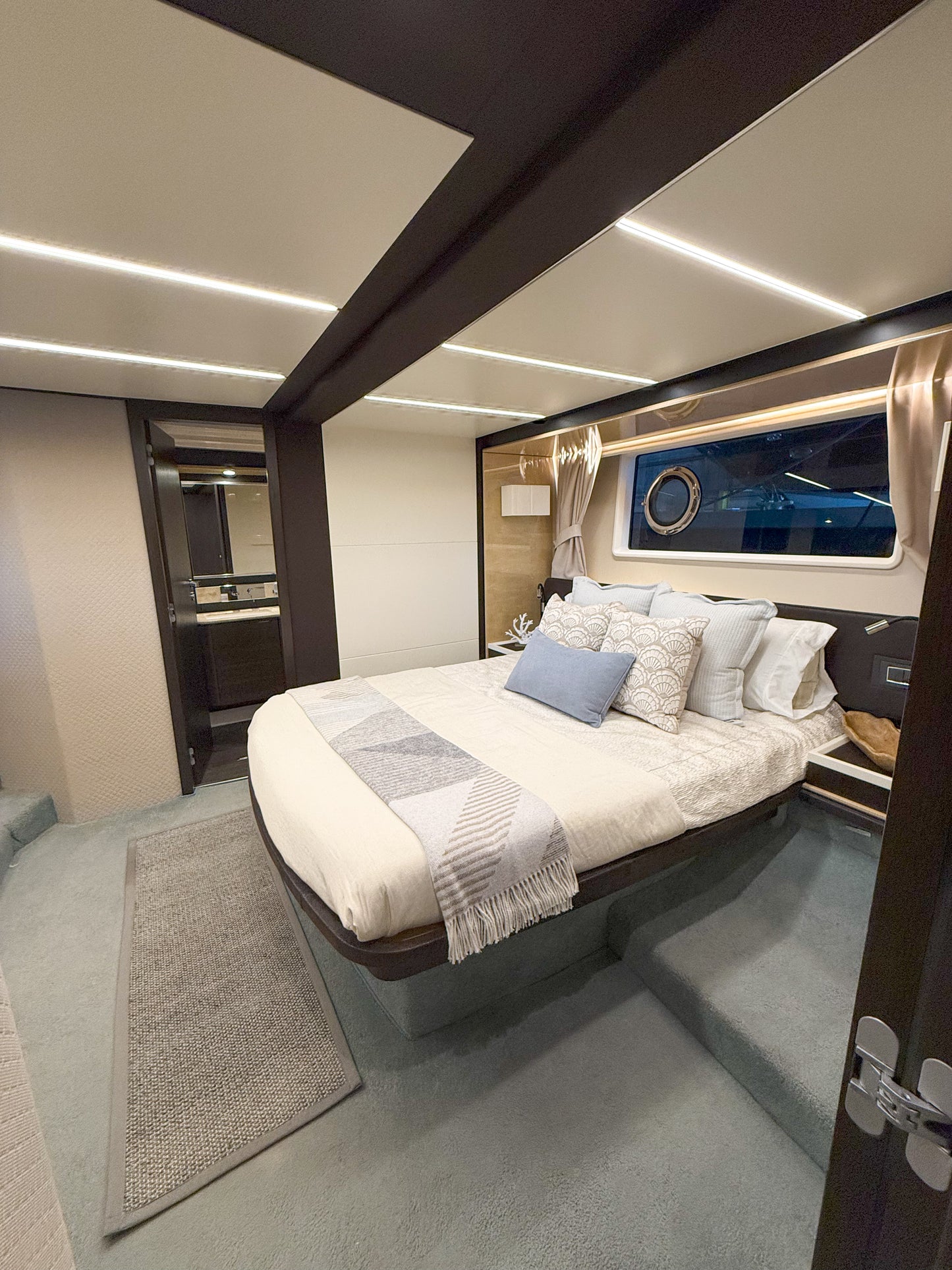 68' AZIMUT