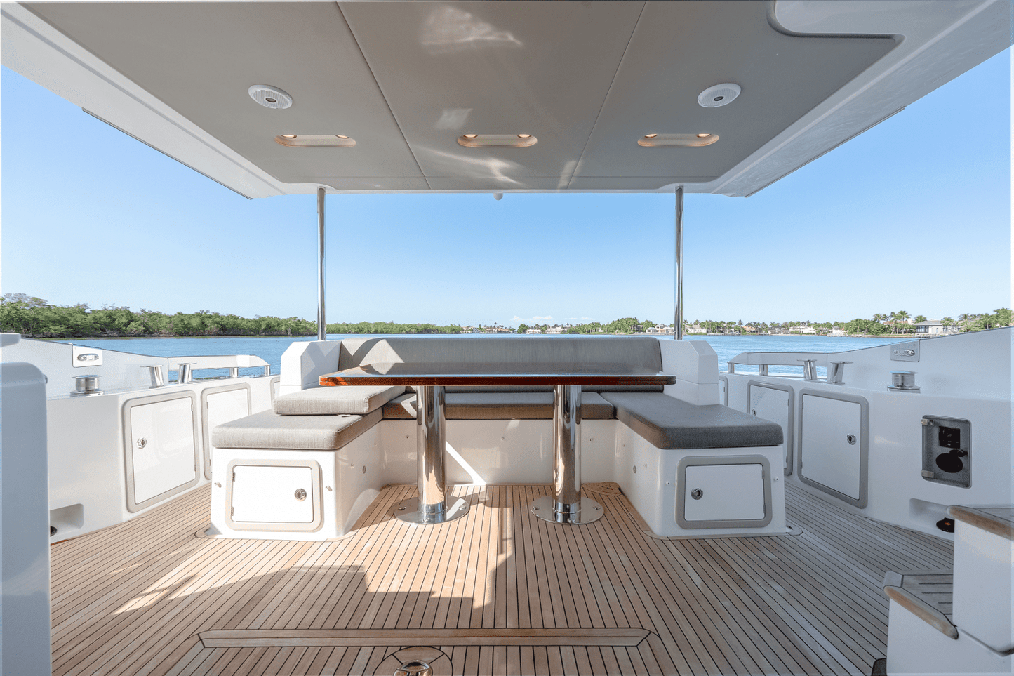 68' AZIMUT