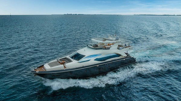 84' Azimut — 84' Azimut